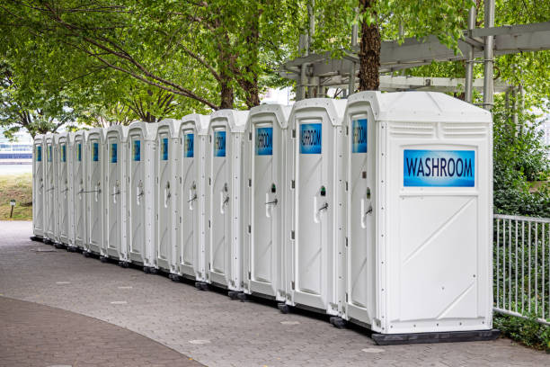 Best Porta potty rental near me  in Bremen, OH